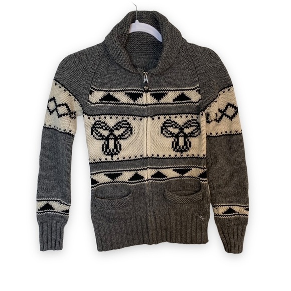 TNA Sweaters - Aritzia TNA Lambswool Sea & Sky Cowichan Sweater Charcoal Grey Size XS